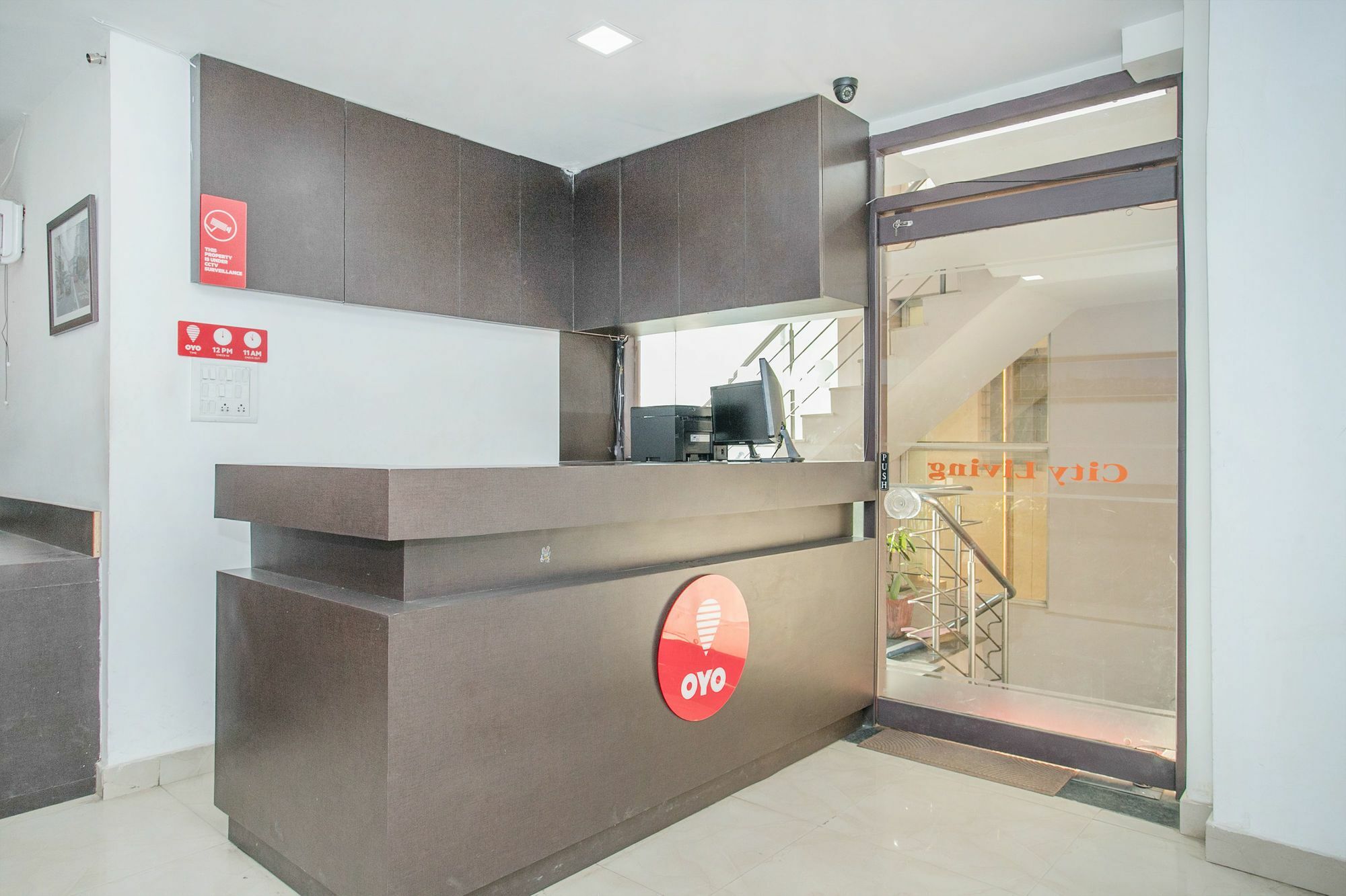 Oyo 4290 Silicon Suits บังกาลอร์ ภายนอก รูปภาพ